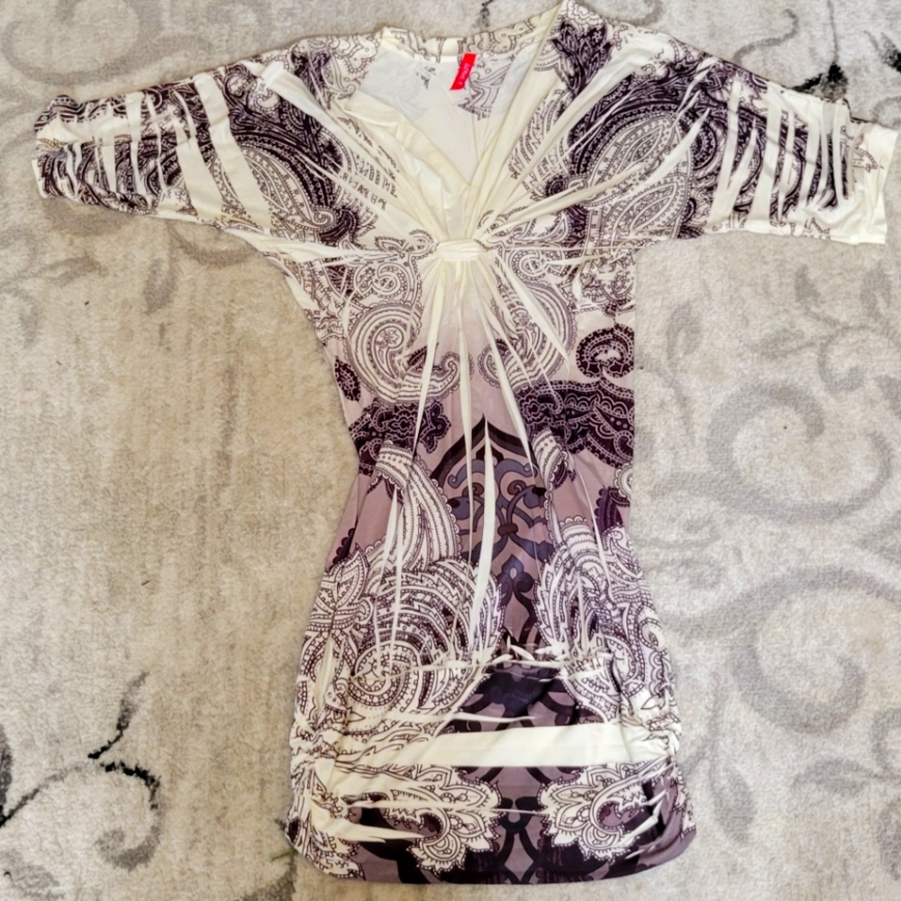 Beautiful Fitted Purple & White Dress